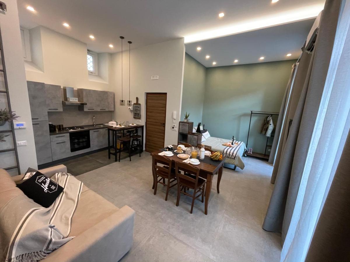 La Krianza Apartment Наполи Екстериор снимка