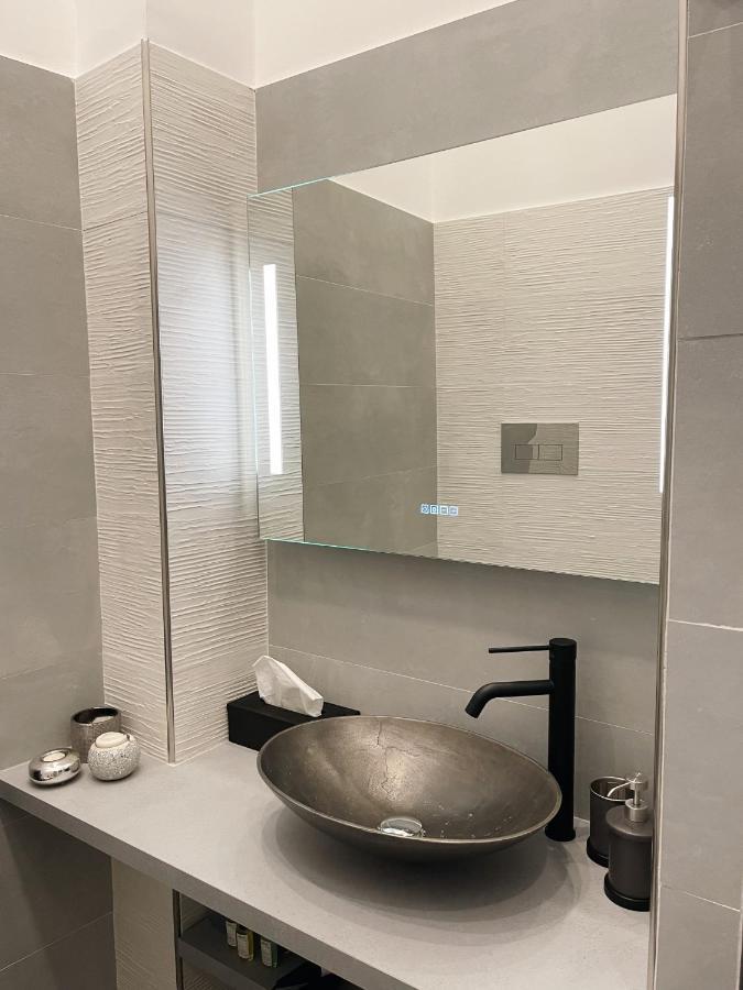 La Krianza Apartment Наполи Екстериор снимка