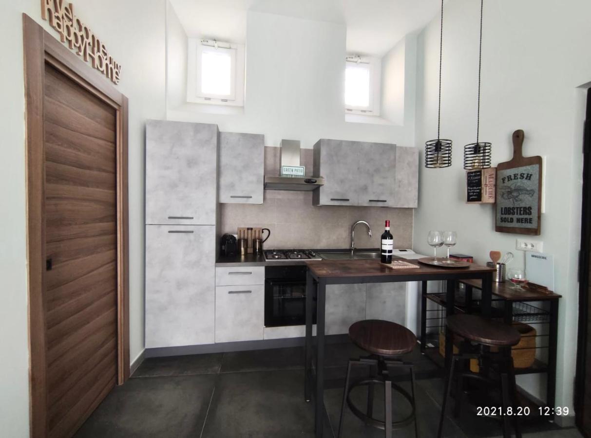 La Krianza Apartment Наполи Екстериор снимка
